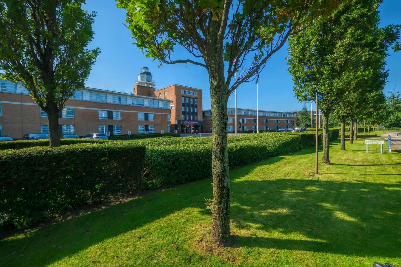 Crowne Plaza Liverpool - John Lennon Airport By Ihg Ngoại thất bức ảnh