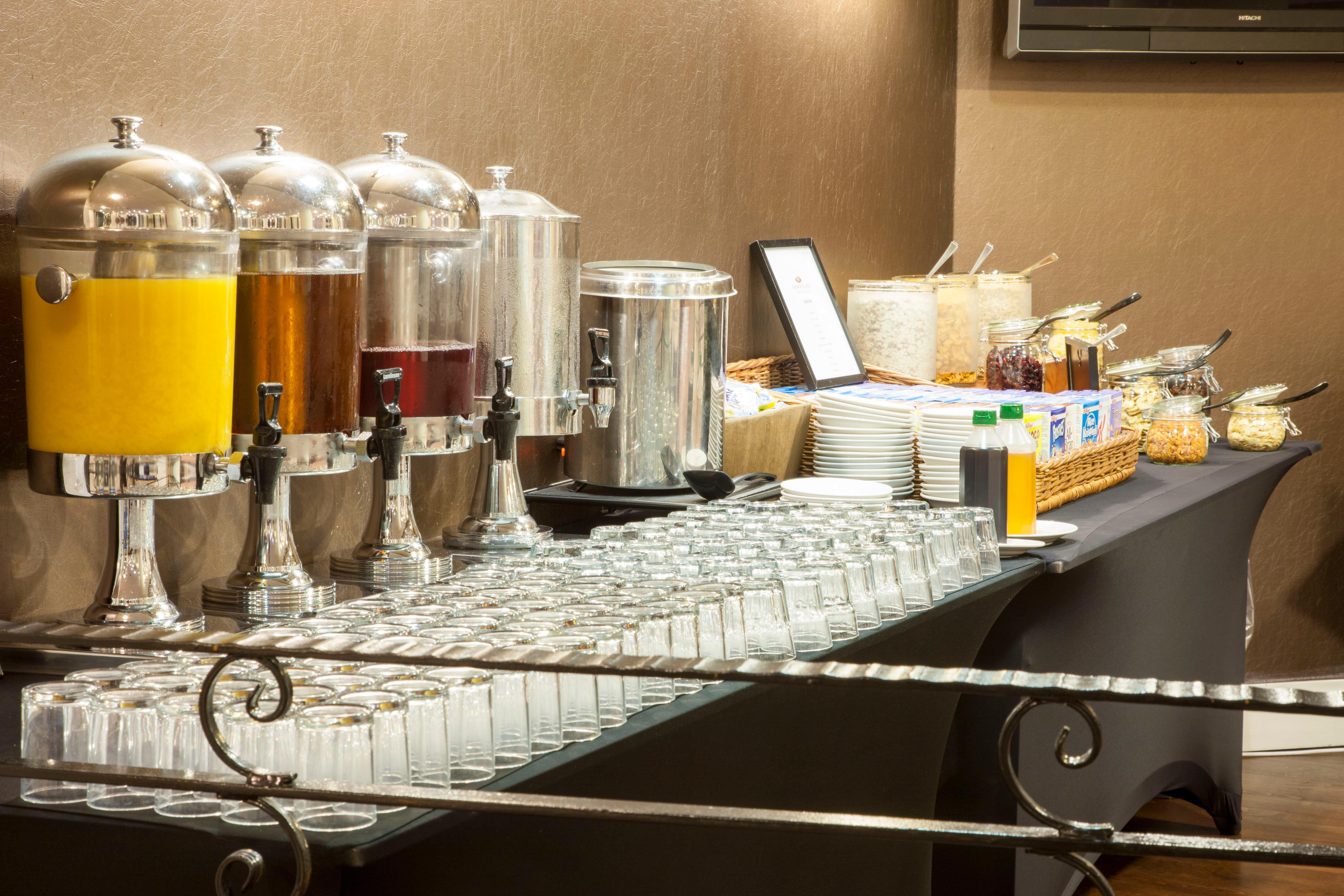Crowne Plaza Liverpool - John Lennon Airport By Ihg Ngoại thất bức ảnh