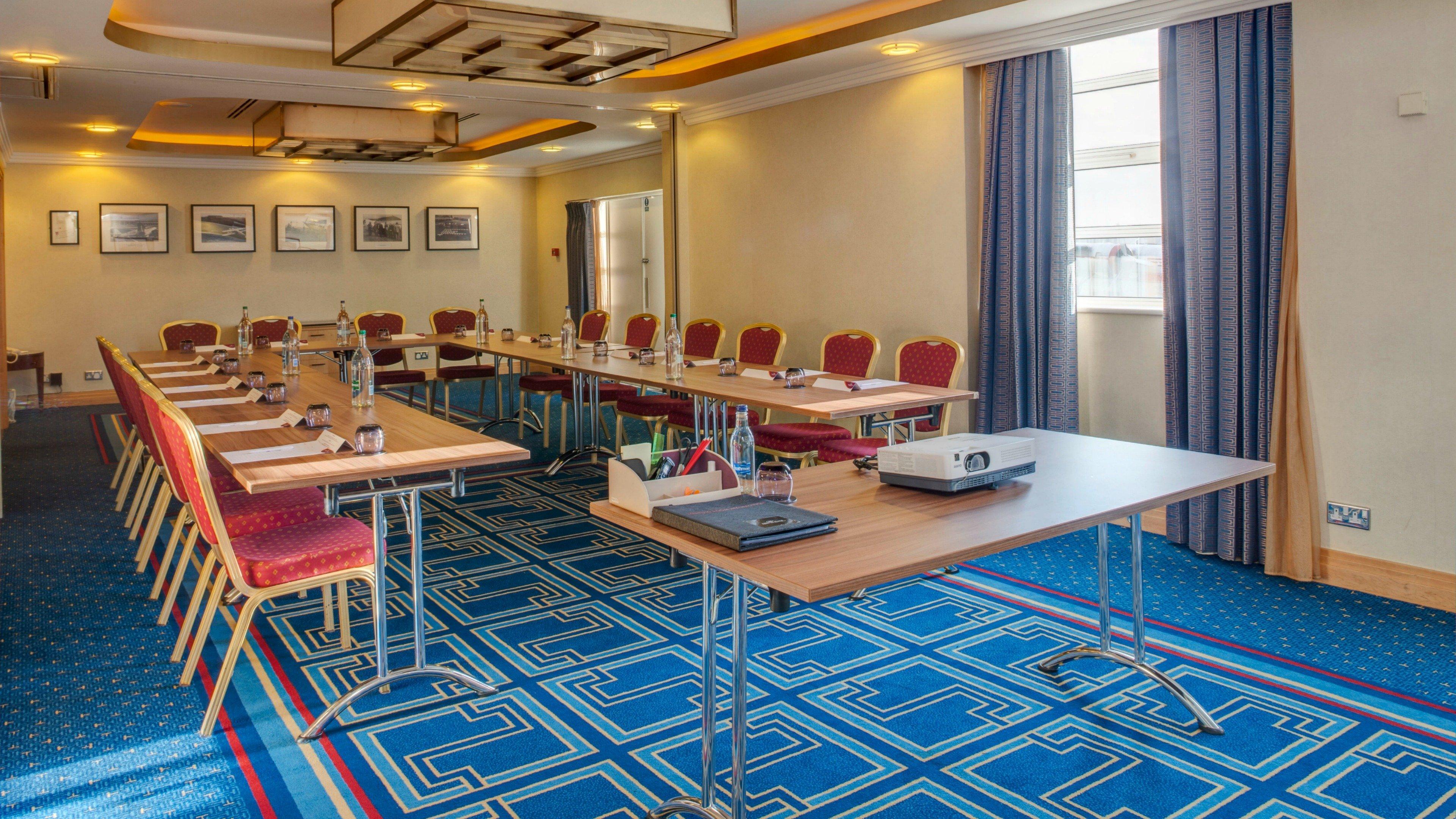 Crowne Plaza Liverpool - John Lennon Airport By Ihg Ngoại thất bức ảnh