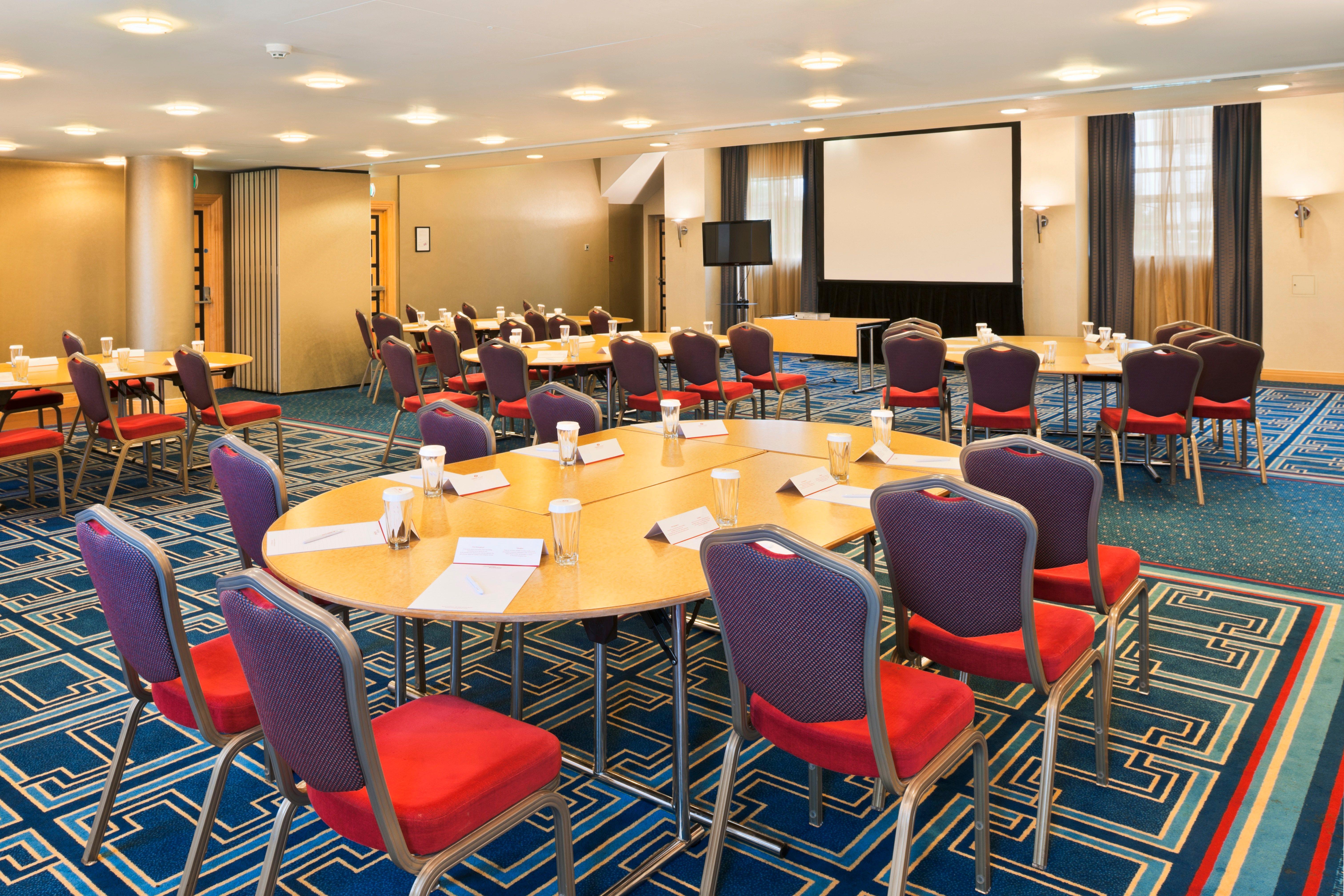 Crowne Plaza Liverpool - John Lennon Airport By Ihg Ngoại thất bức ảnh