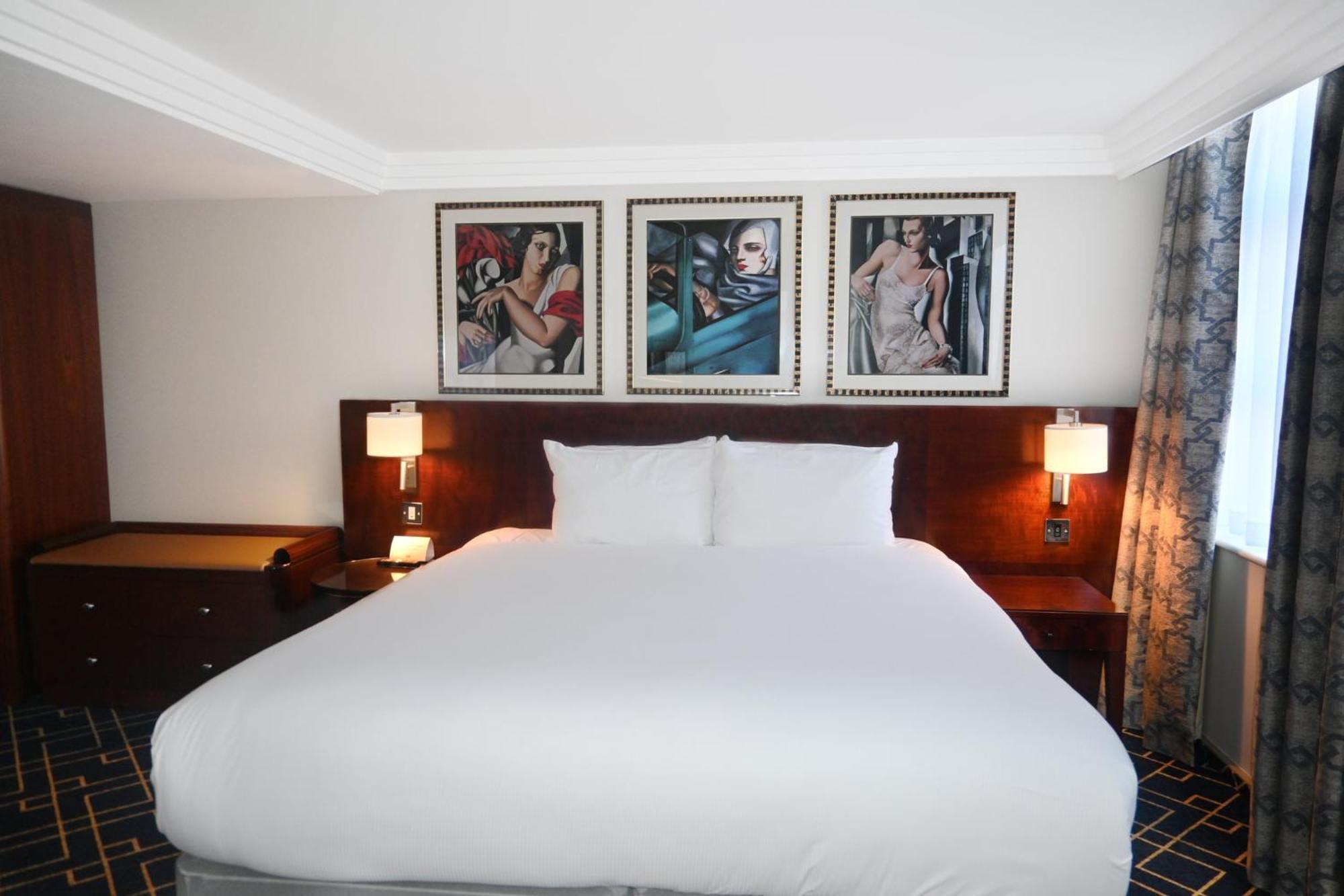 Crowne Plaza Liverpool - John Lennon Airport By Ihg Ngoại thất bức ảnh