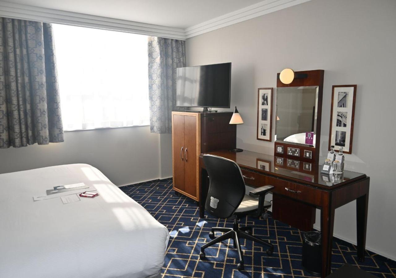 Crowne Plaza Liverpool - John Lennon Airport By Ihg Ngoại thất bức ảnh
